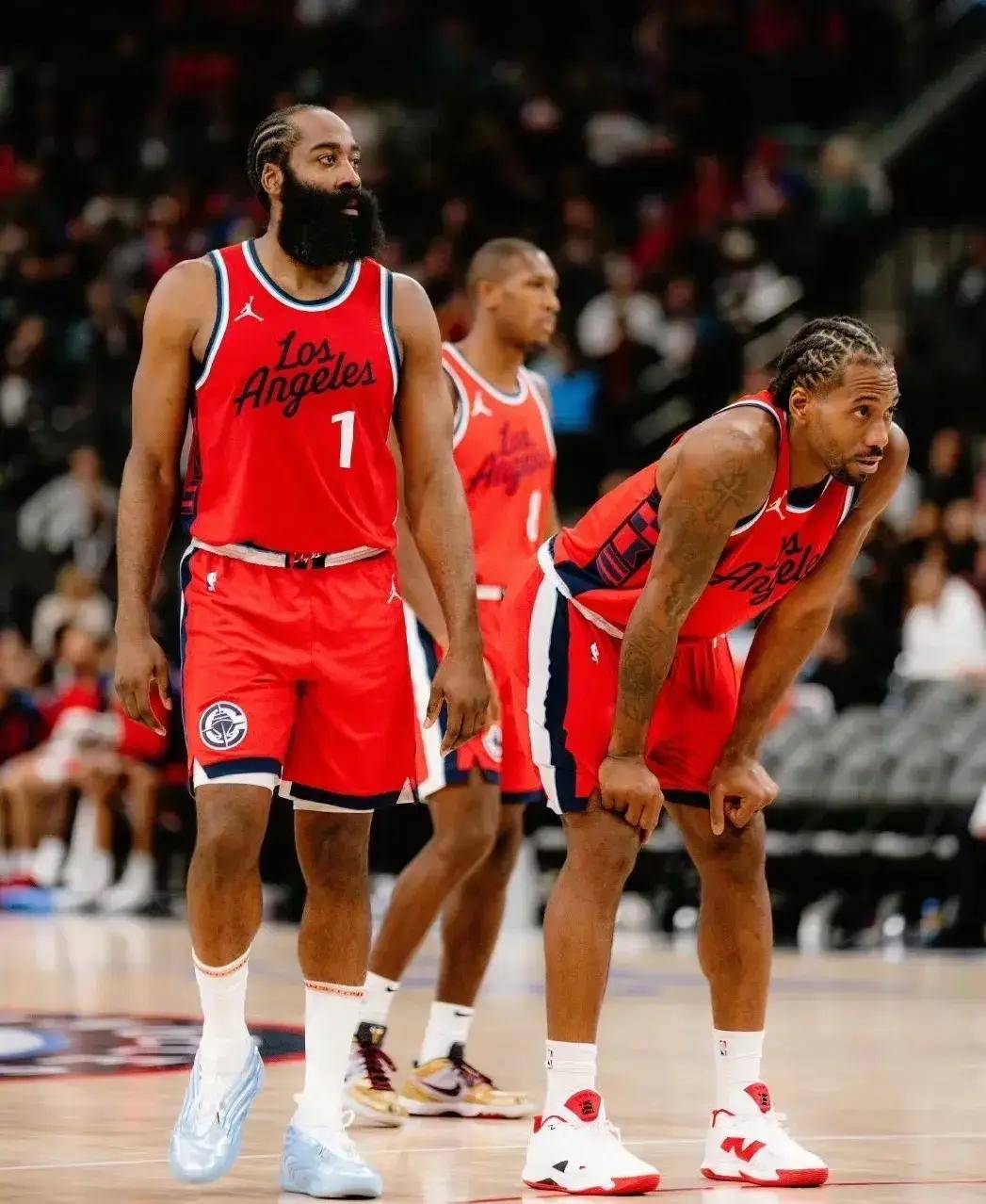 雷速直播-包含关键时刻休斯敦火箭调整名单以备NBA常规赛；门线救险环节打磨；信心回归；训练强度明显提升的词条