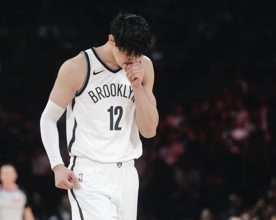 雷速直播-包含亚特兰大窗口期篮板制胜；志在NBA总决赛名次提升；悬念犹存；更衣室氛围转暖的词条